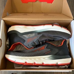 Altra Provision 6 Running Shoe Mens Size 11.5 Black Brand New in Box